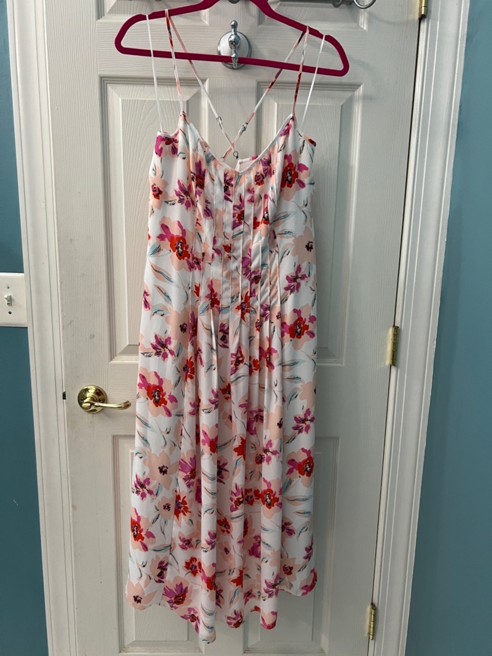 Banana Republic White Pink Floral Pleated Dress
